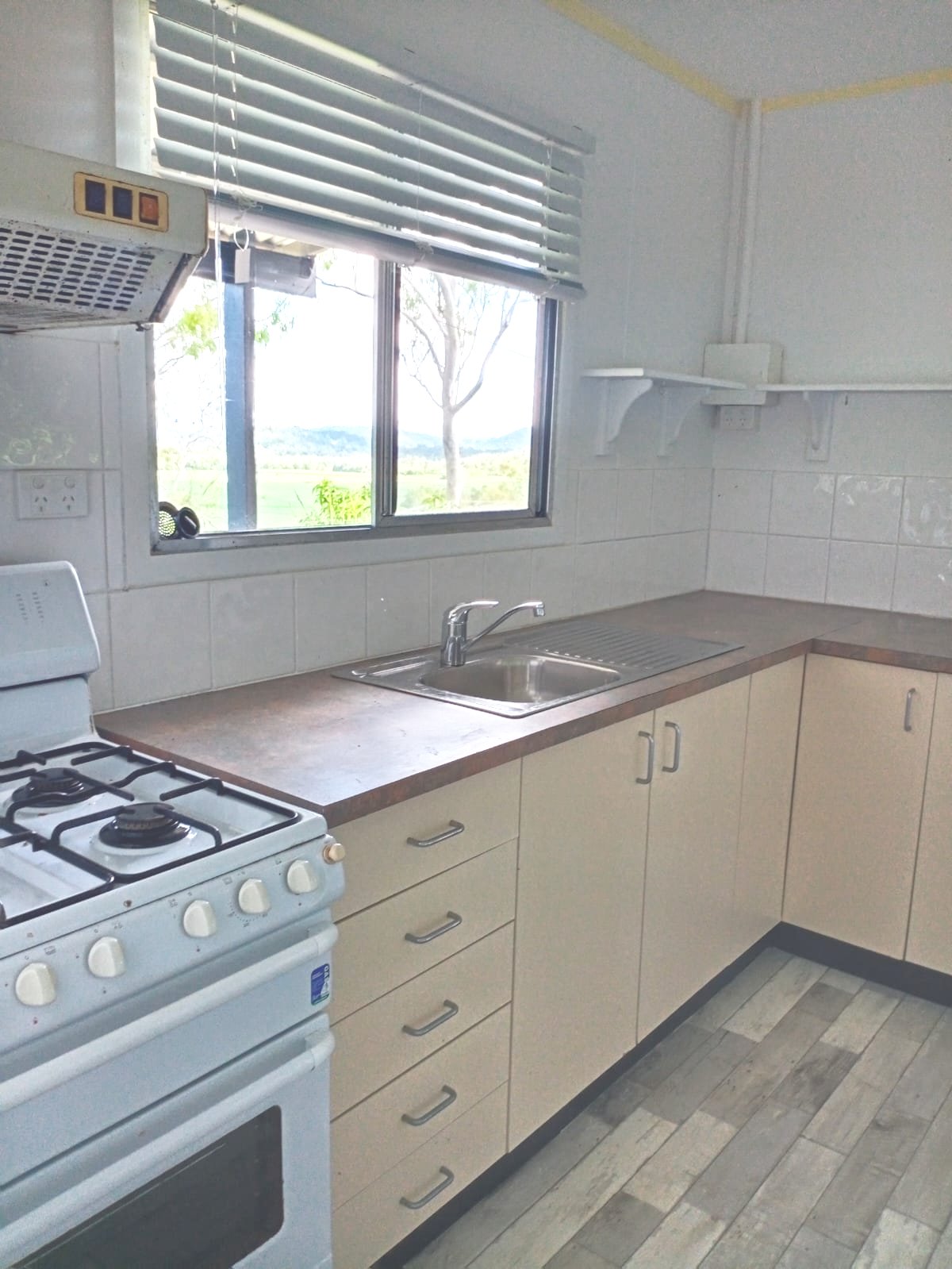 61a Black Road RIORDANVALE 5
