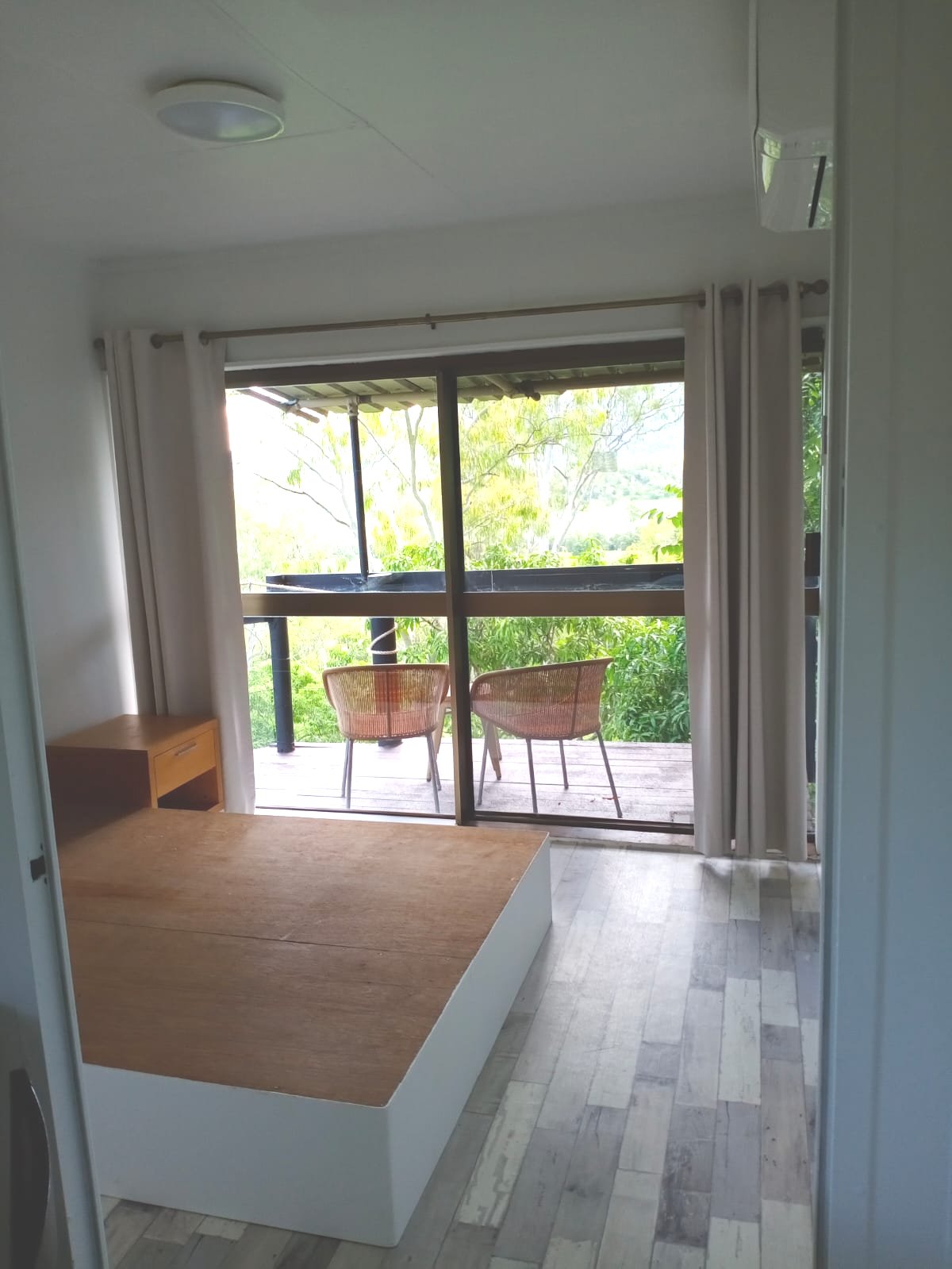61a Black Road RIORDANVALE 8