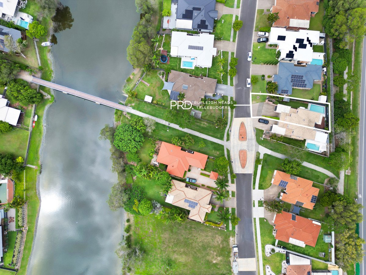 61A Harrier Drive Burleigh Waters 22