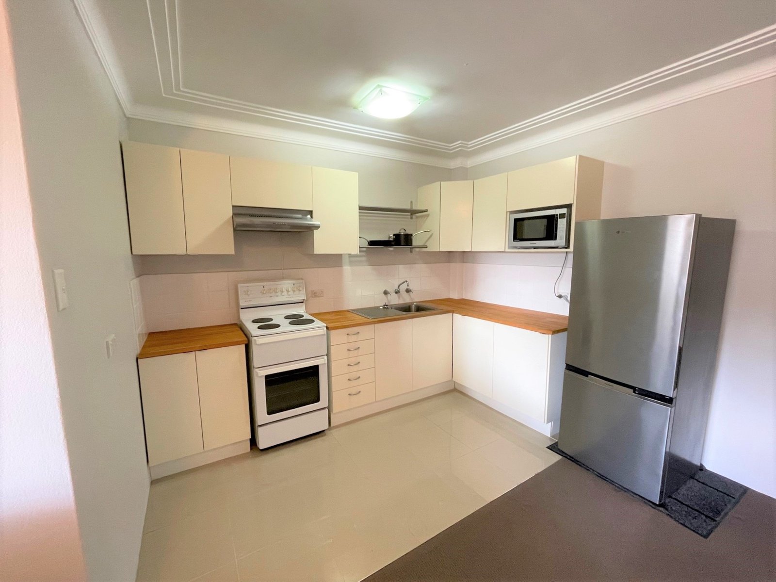 6/1A Ocean Street KOGARAH 2