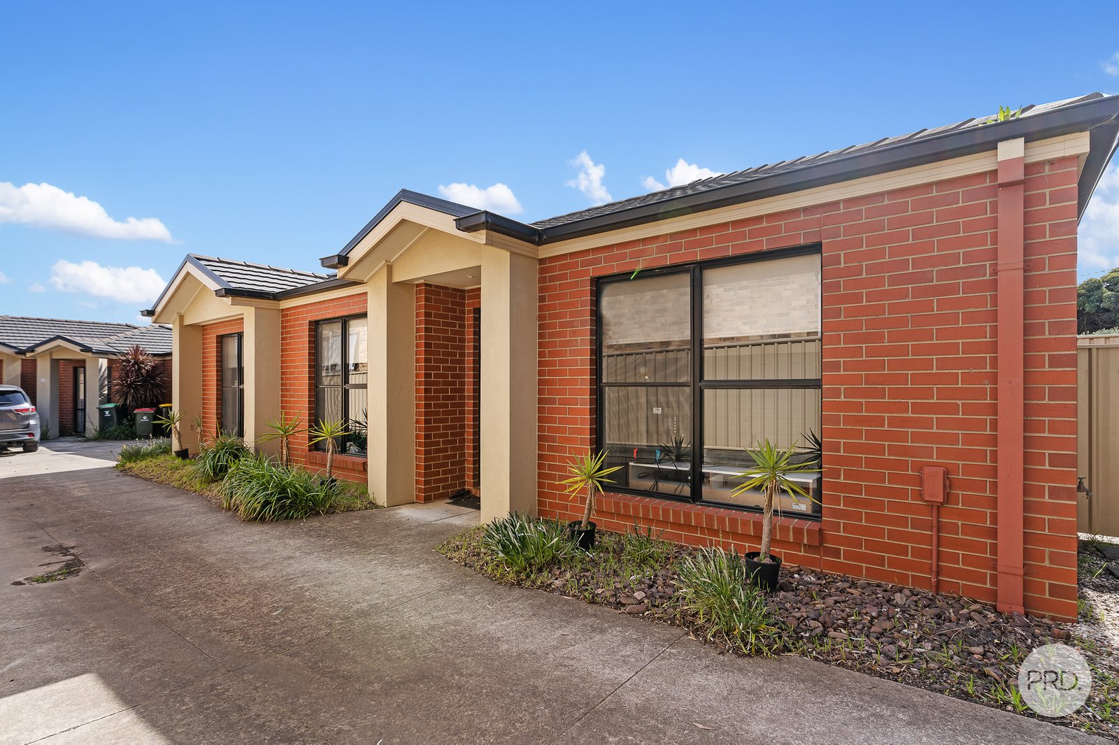 61A Raglan Street WHITE HILLS 1