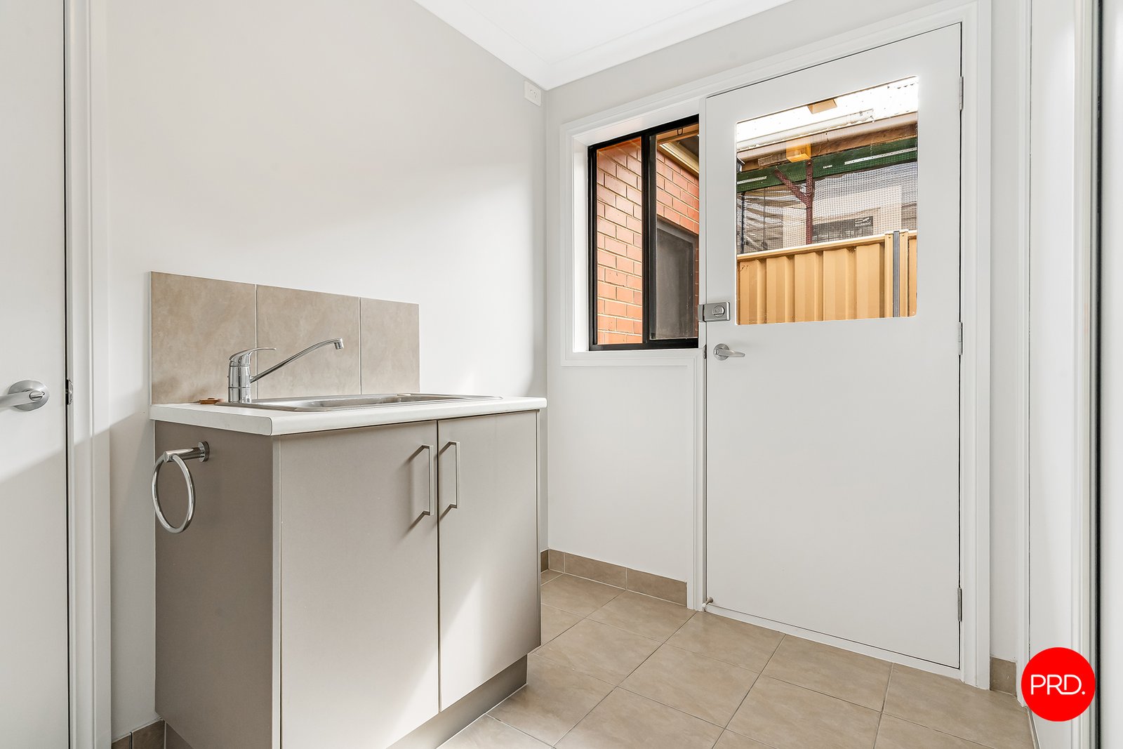 61A Raglan Street WHITE HILLS 9