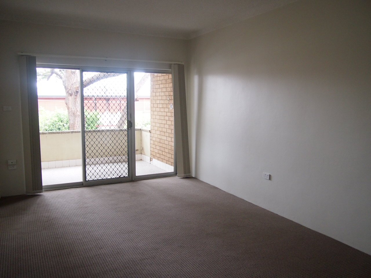 6/1a Rosa Street OATLEY 2