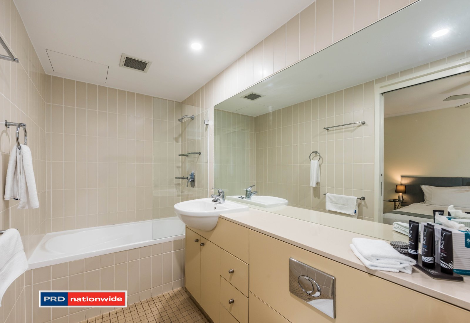 6/1a Tomaree Street NELSON BAY 18