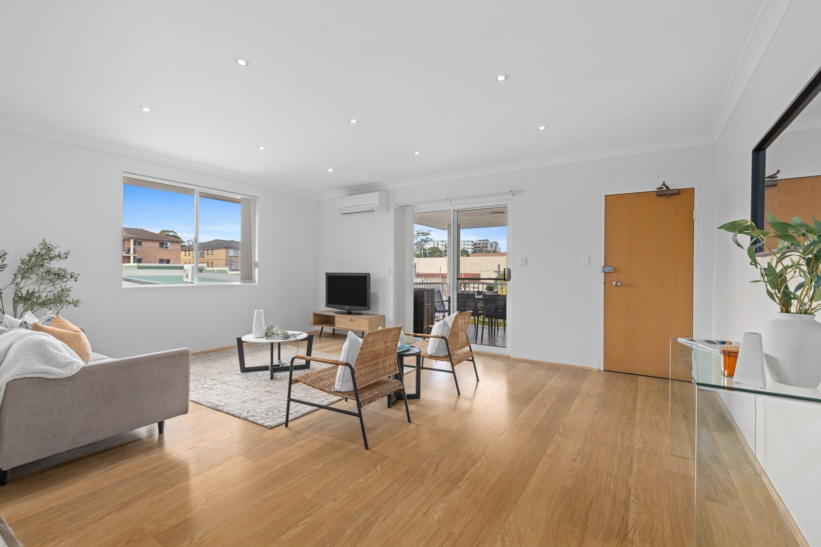 6/2-4 Oxford Street MORTDALE 8