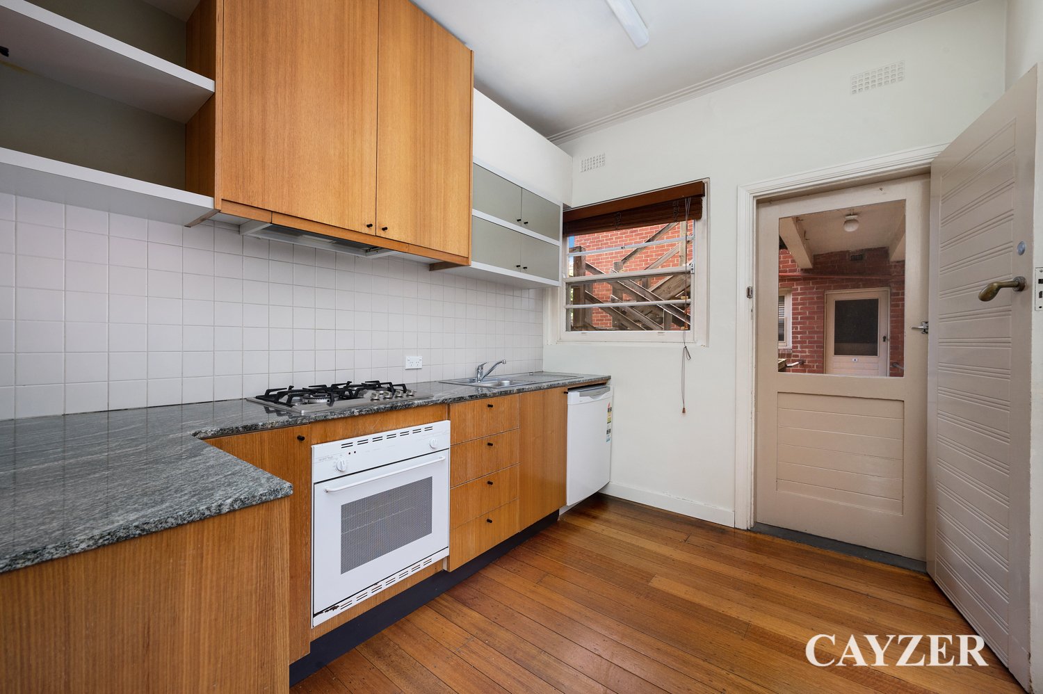 Gallery: 6/2-4 Park Street