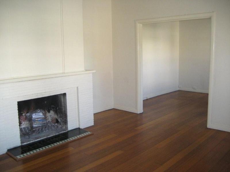 Gallery: 6/2-4 Park Street