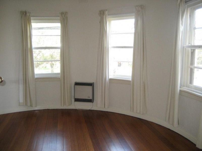 Gallery: 6/2-4 Park Street