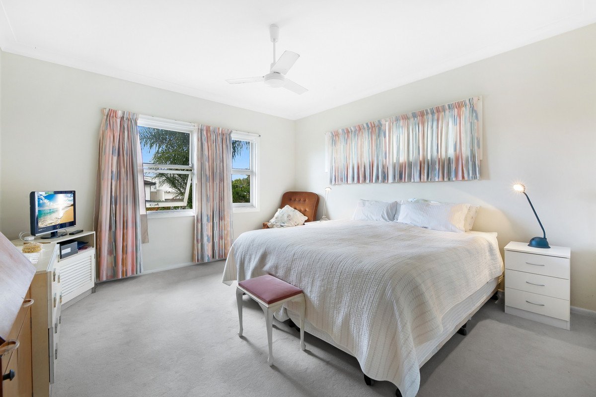 62 Albion Avenue MIAMI 10