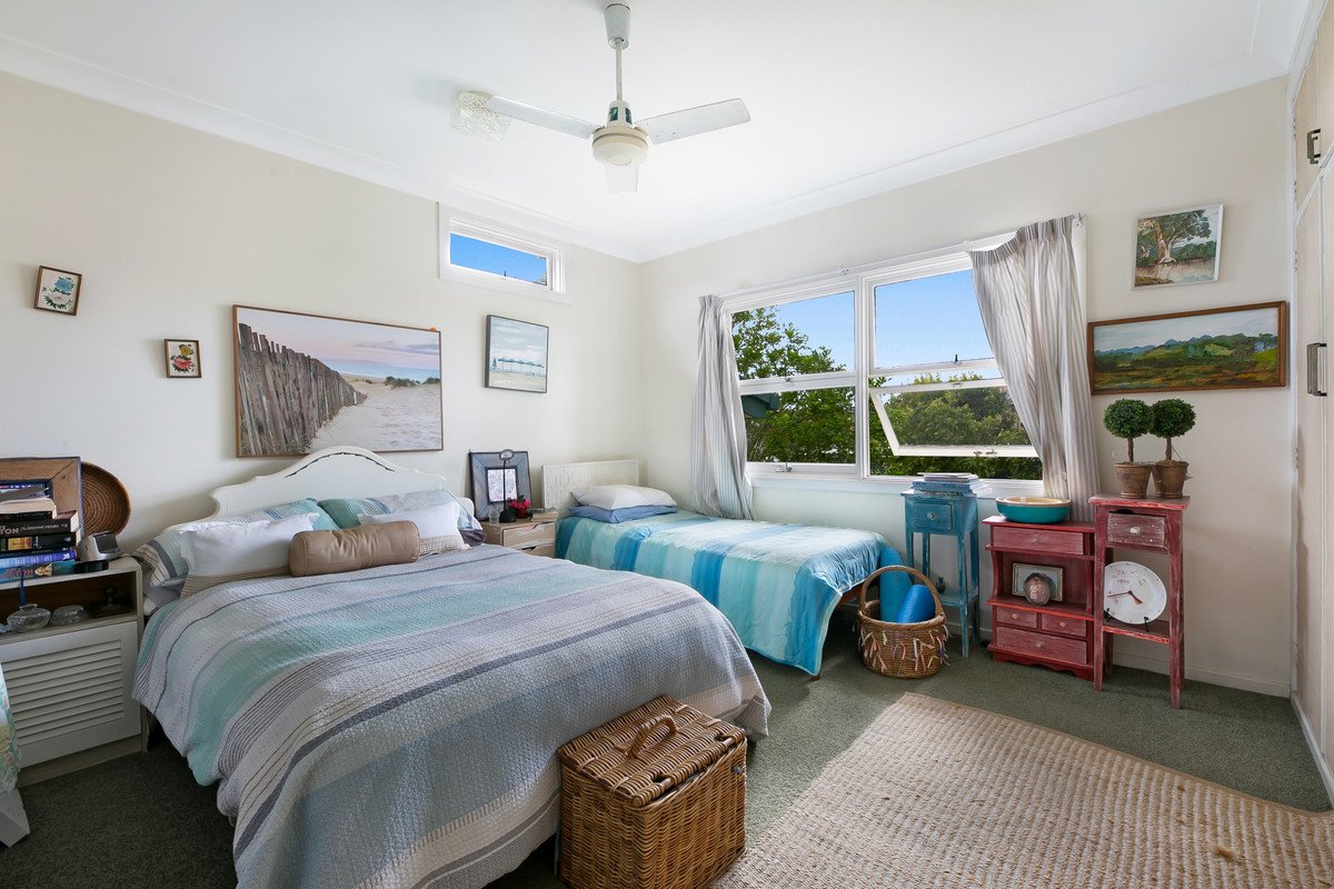 62 Albion Avenue MIAMI 12