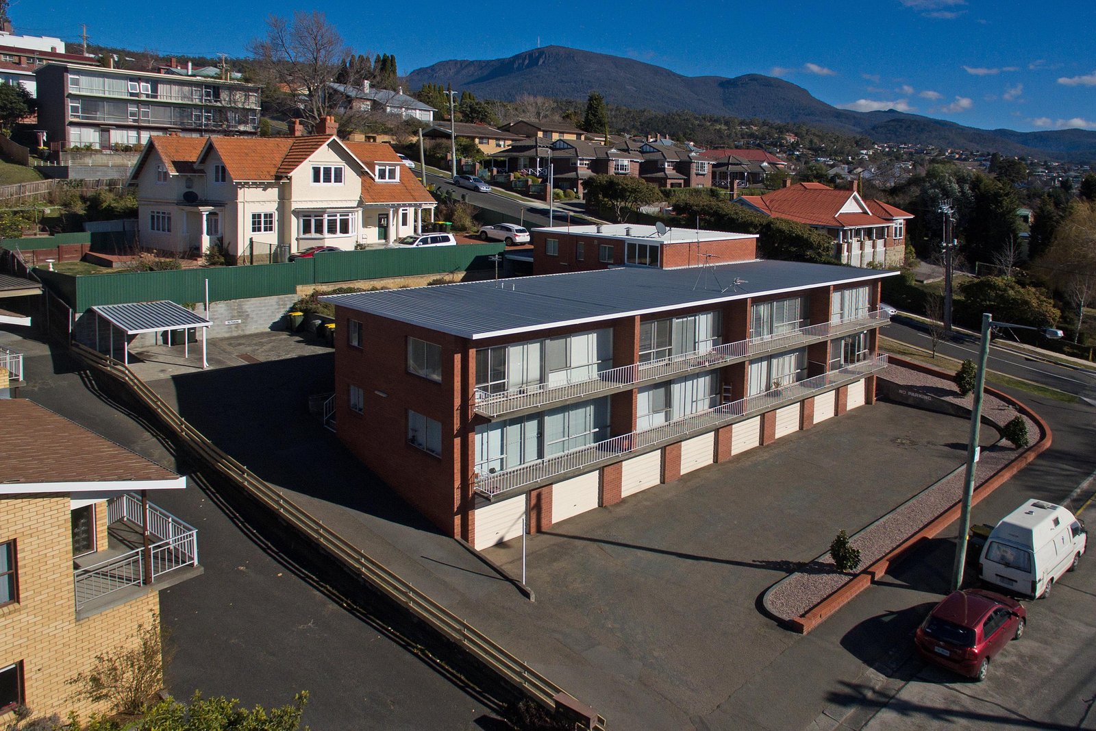 6/2 Alt-na-craig Avenue MOUNT STUART 4