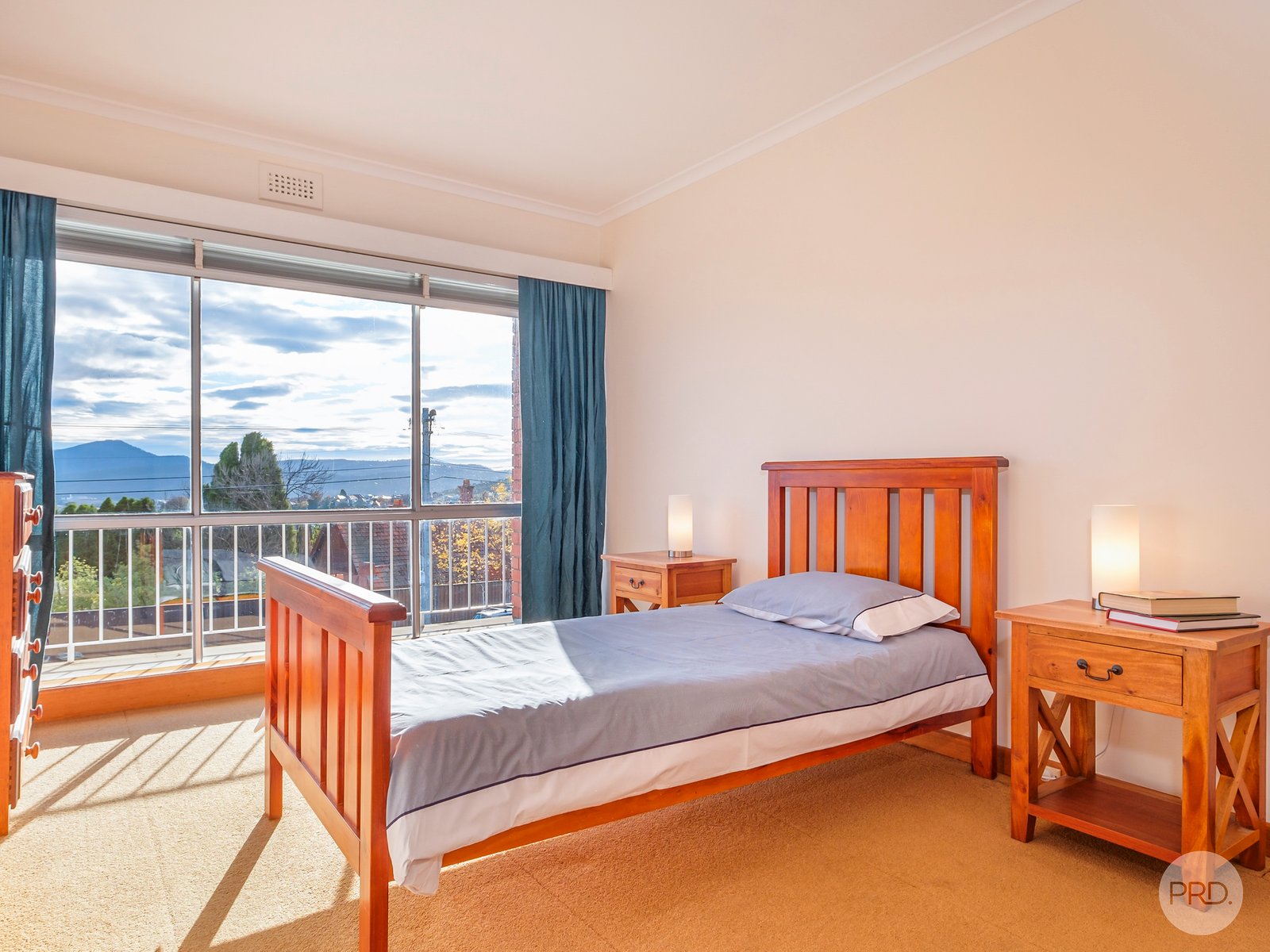 6/2 Alt-na-craig Avenue MOUNT STUART 12