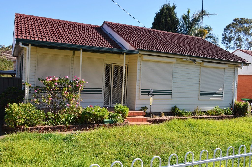 62 Atchison Road MACQUARIE FIELDS 1