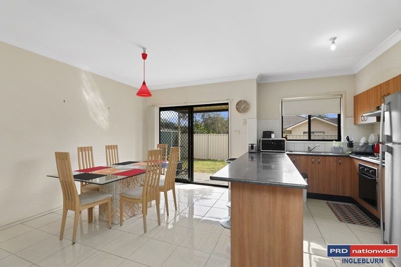 6/2 Baldwin Avenue GLENFIELD 2