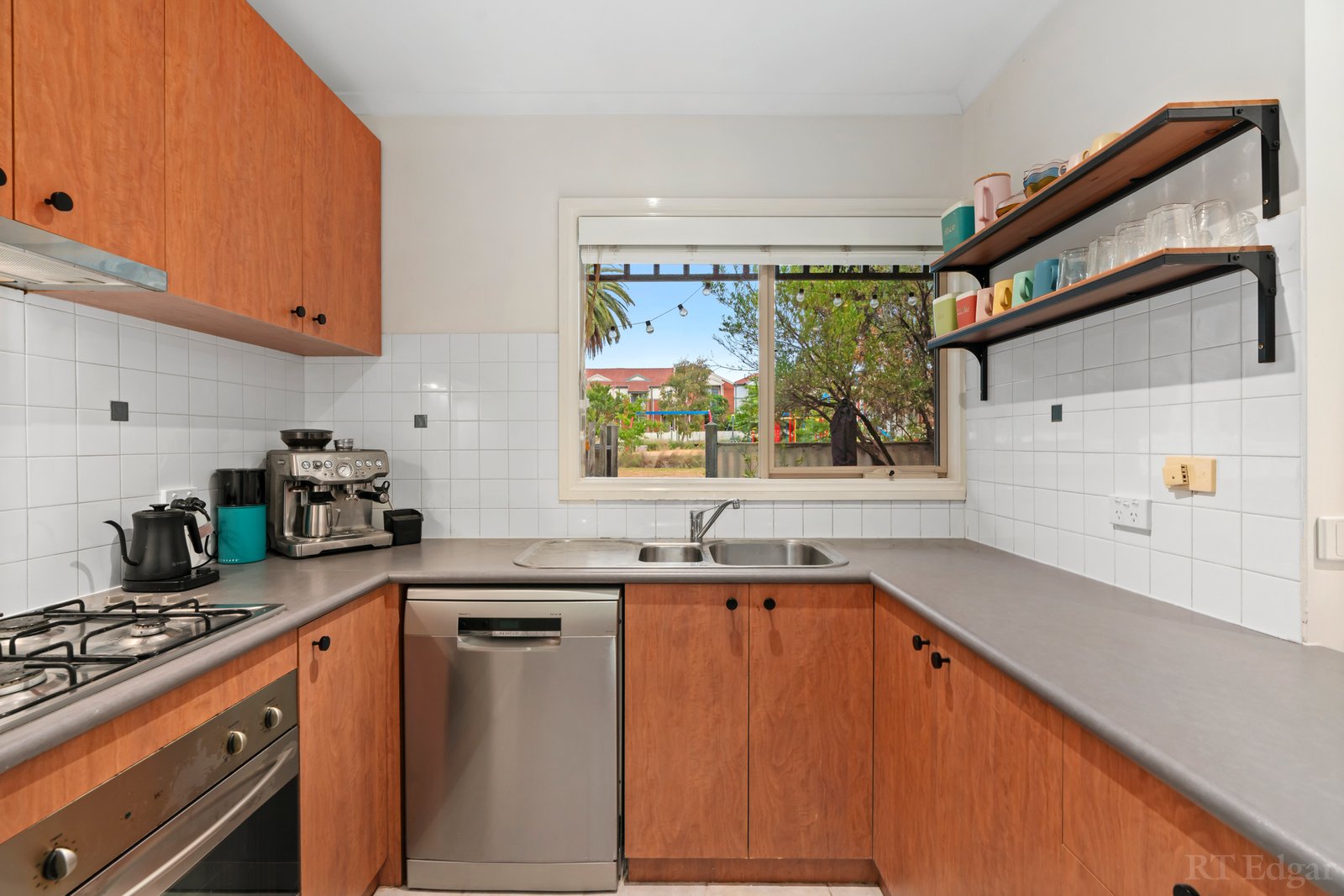 Real Estate and Property in 6/2 Bayliss Street, Preston, VIC