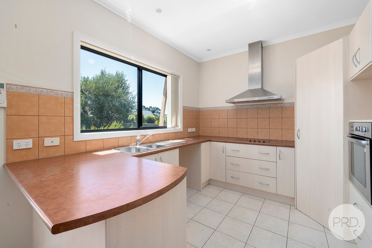 62 Beach Road MARGATE 5