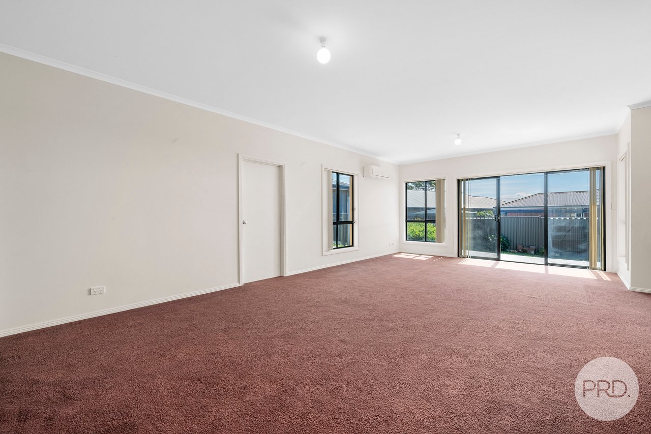 62 Beach Road MARGATE 9