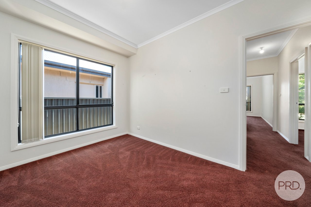 62 Beach Road MARGATE 13