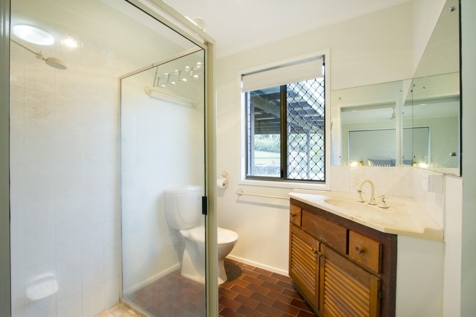 62 Bennett Road STRATHDICKIE 12