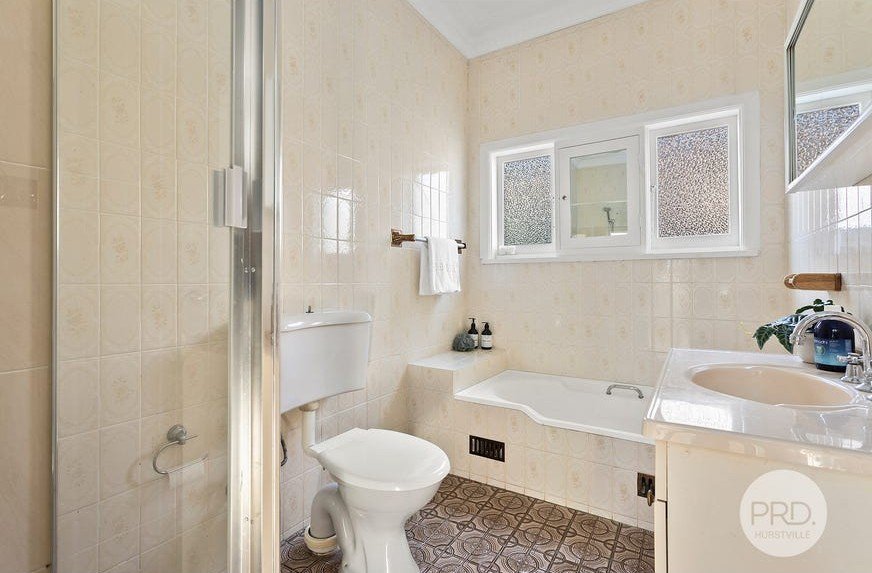 62 Blakesley Rd  SOUTH HURSTVILLE 7