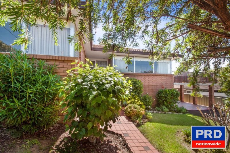62 Burke Road DAPTO 1