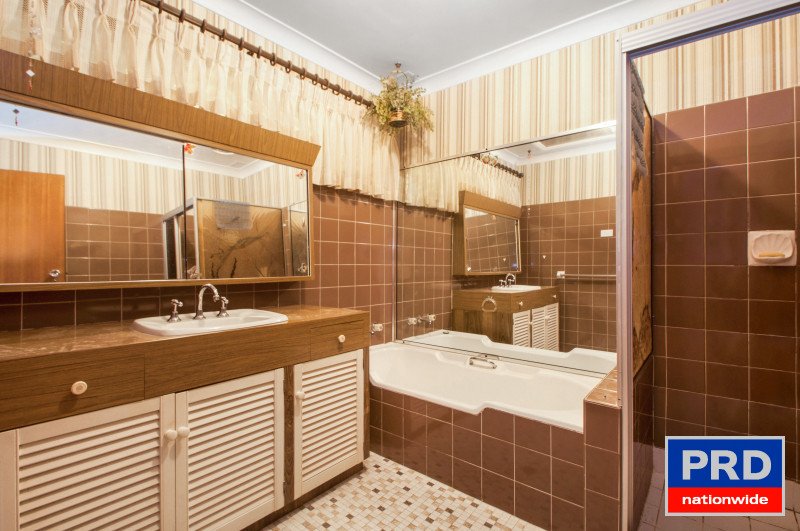 62 Burke Road DAPTO 5