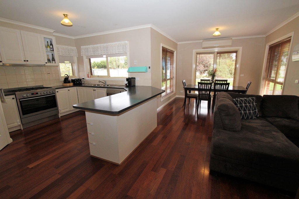 62 Careys Road SCARSDALE 2