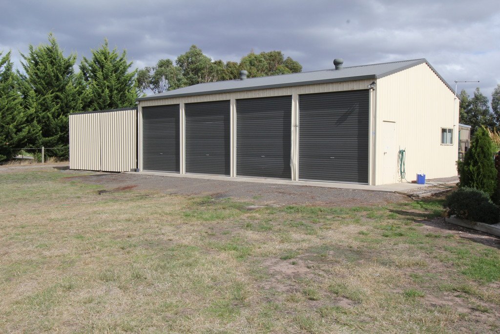 62 Careys Road SCARSDALE 19