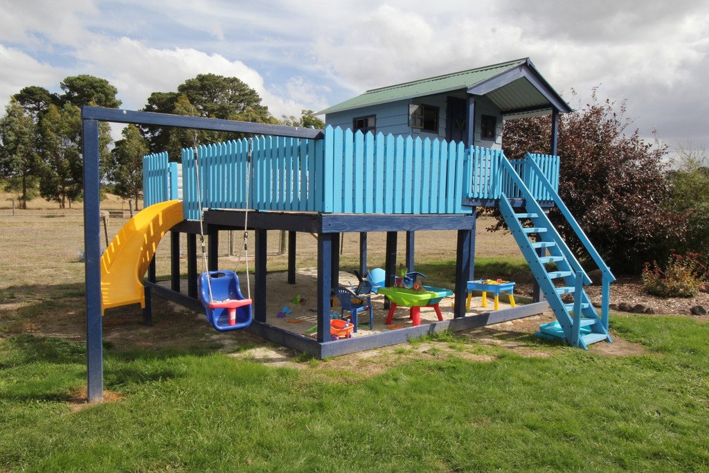 62 Careys Road SCARSDALE 20