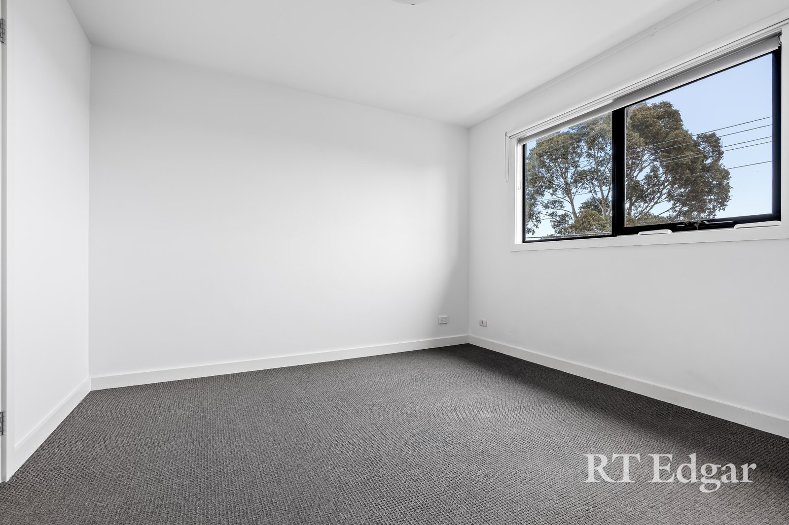 Real Estate and Property in 62 Comas Grove Grove, Thornbury, VIC