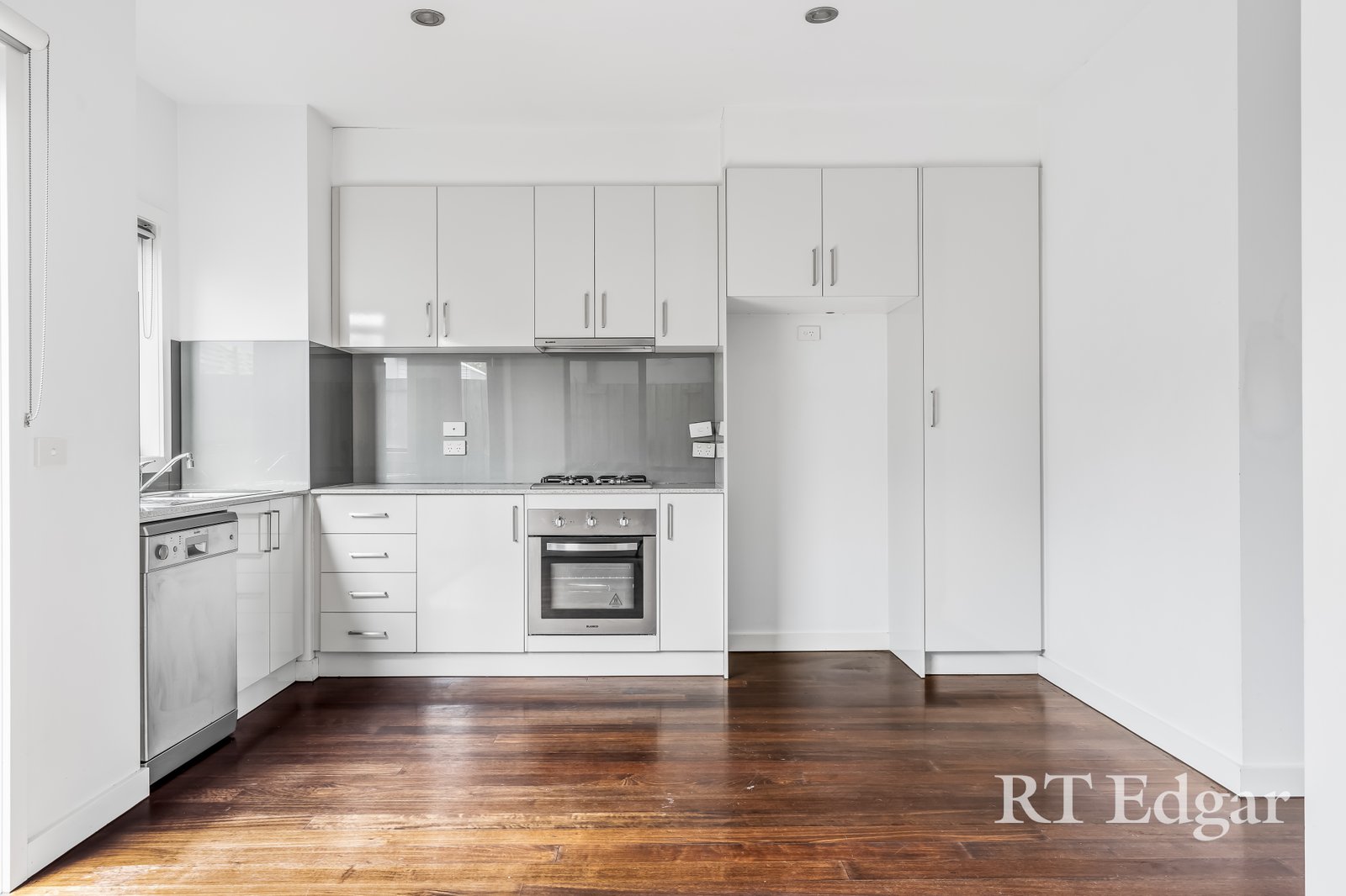 Real Estate and Property in 62 Comas Grove, Thornbury, VIC