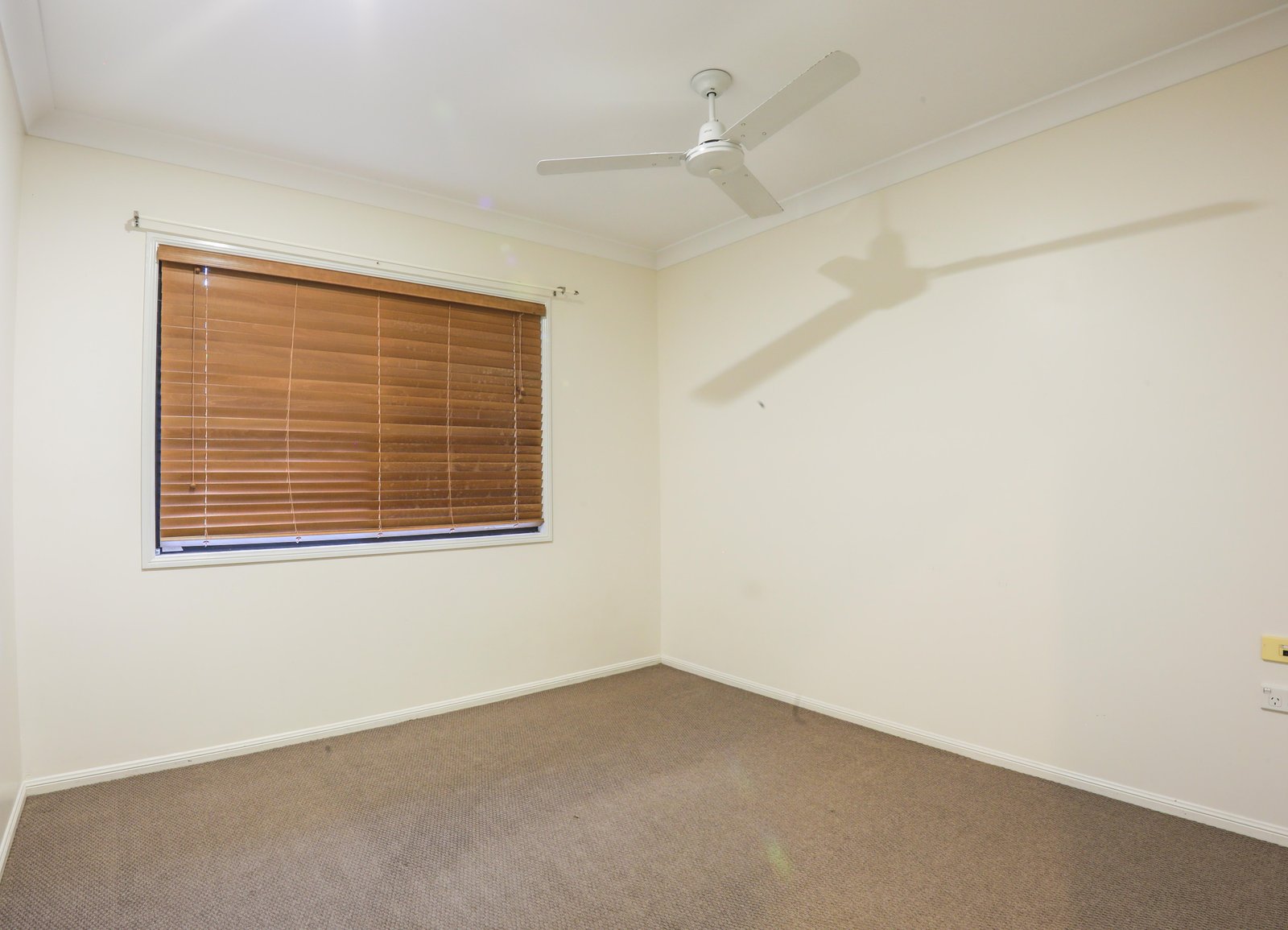 62 Country Road CANNONVALE 9