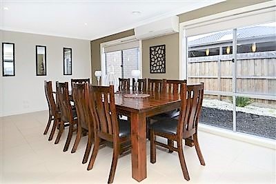 Gallery: 62 Curtain Drive
