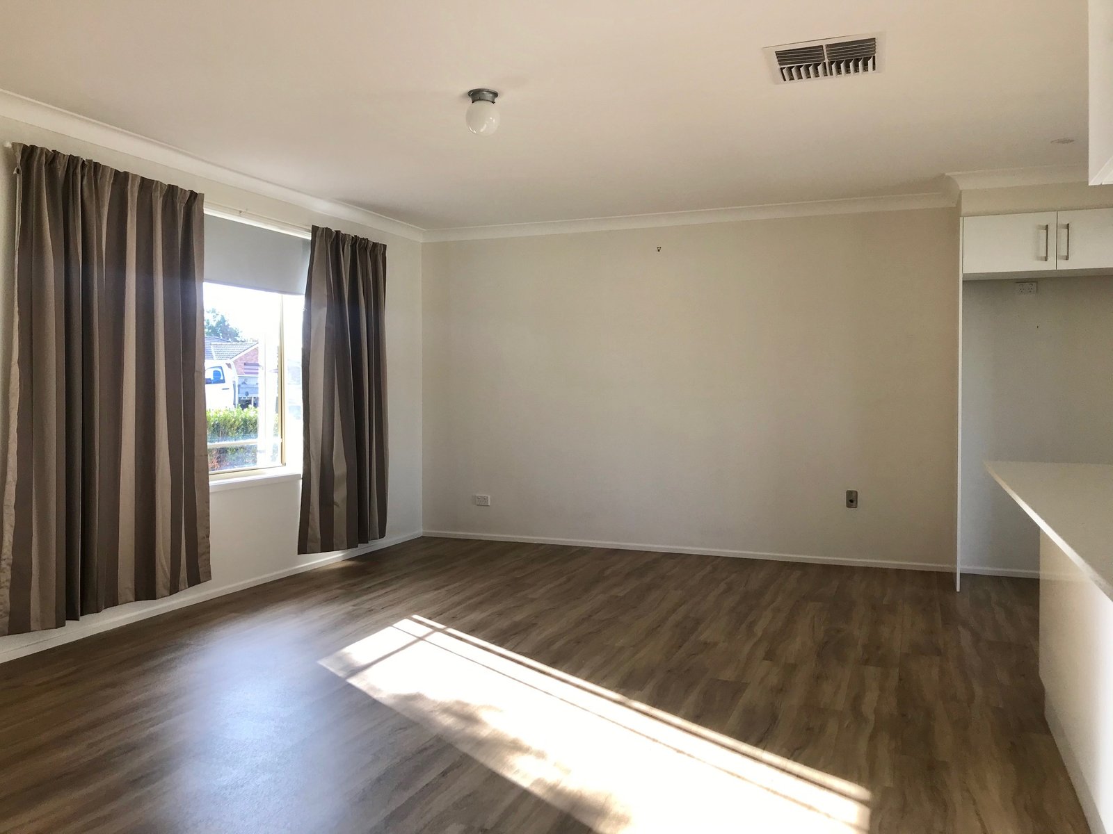 62 Evans Street TAMWORTH DC 2
