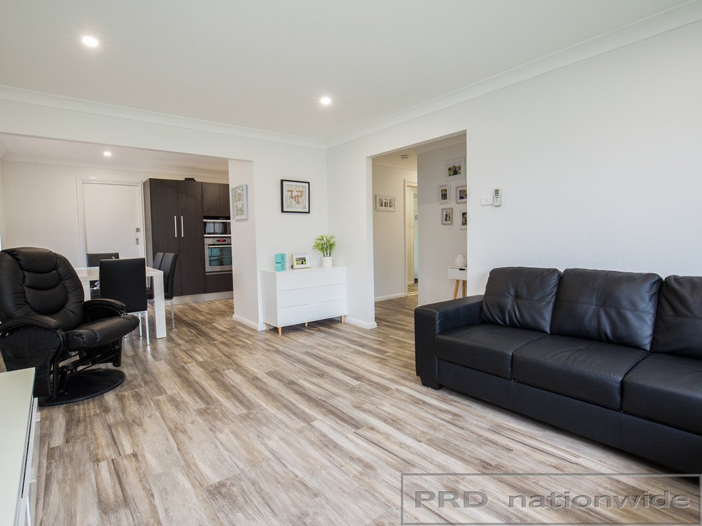 62 Evelyn Crescent THORNTON 4