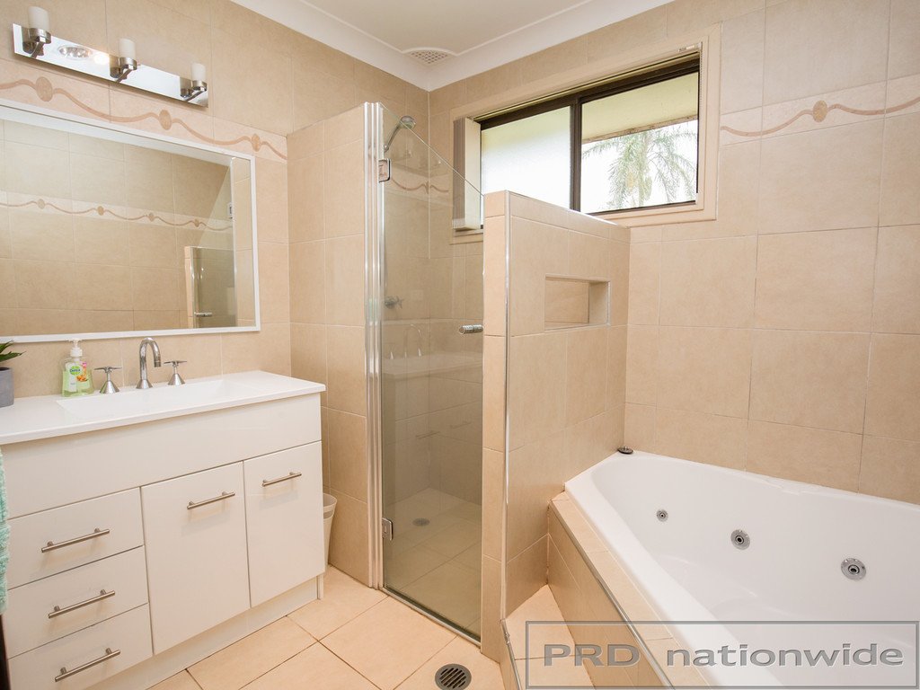 62 Evelyn Crescent THORNTON 8