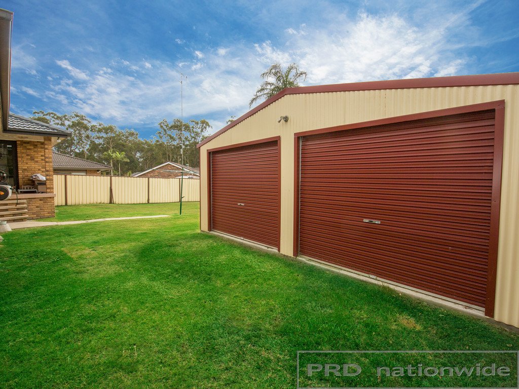 62 Evelyn Crescent THORNTON 11