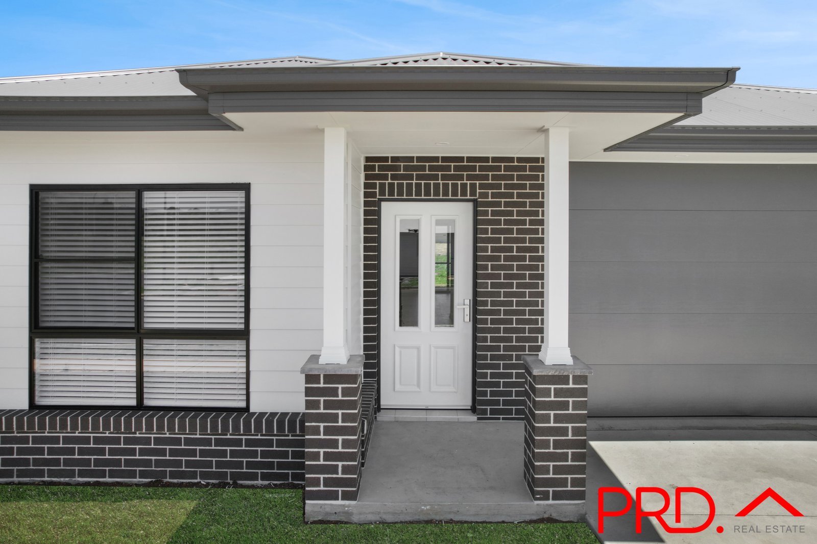 62 Evesham Circuit TAMWORTH 2