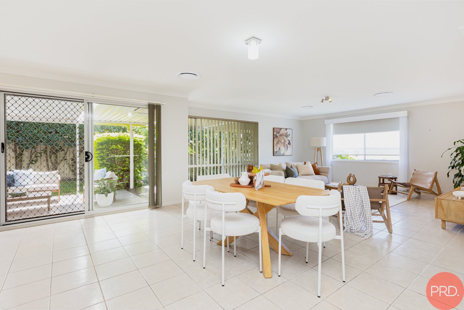 62 Golden Wattle Crescent THORNTON 13