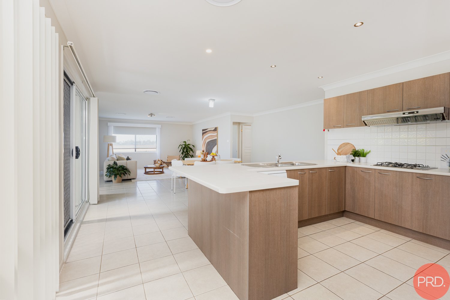 62 Golden Wattle Crescent THORNTON 18