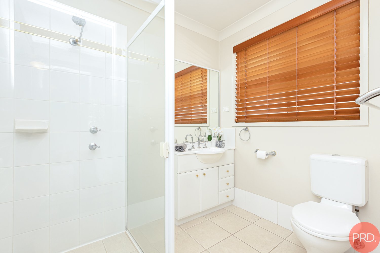 62 Golden Wattle Crescent THORNTON 27
