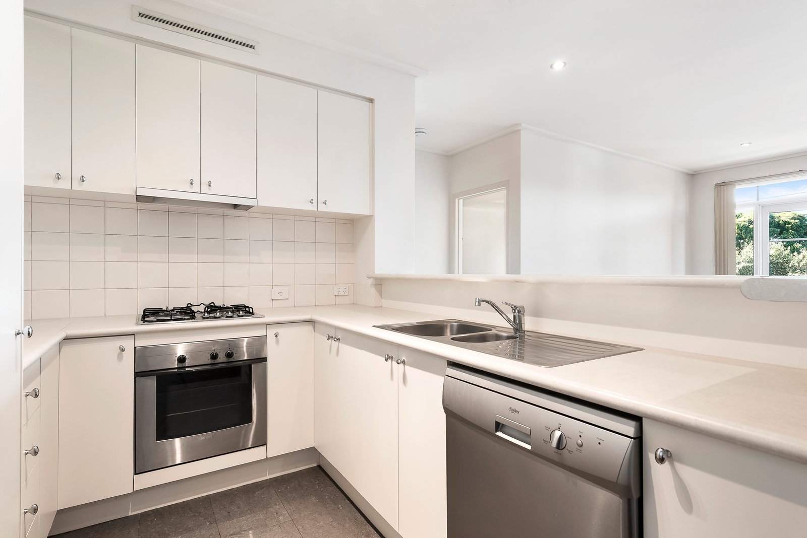 Gallery: 6/2 Graham Street