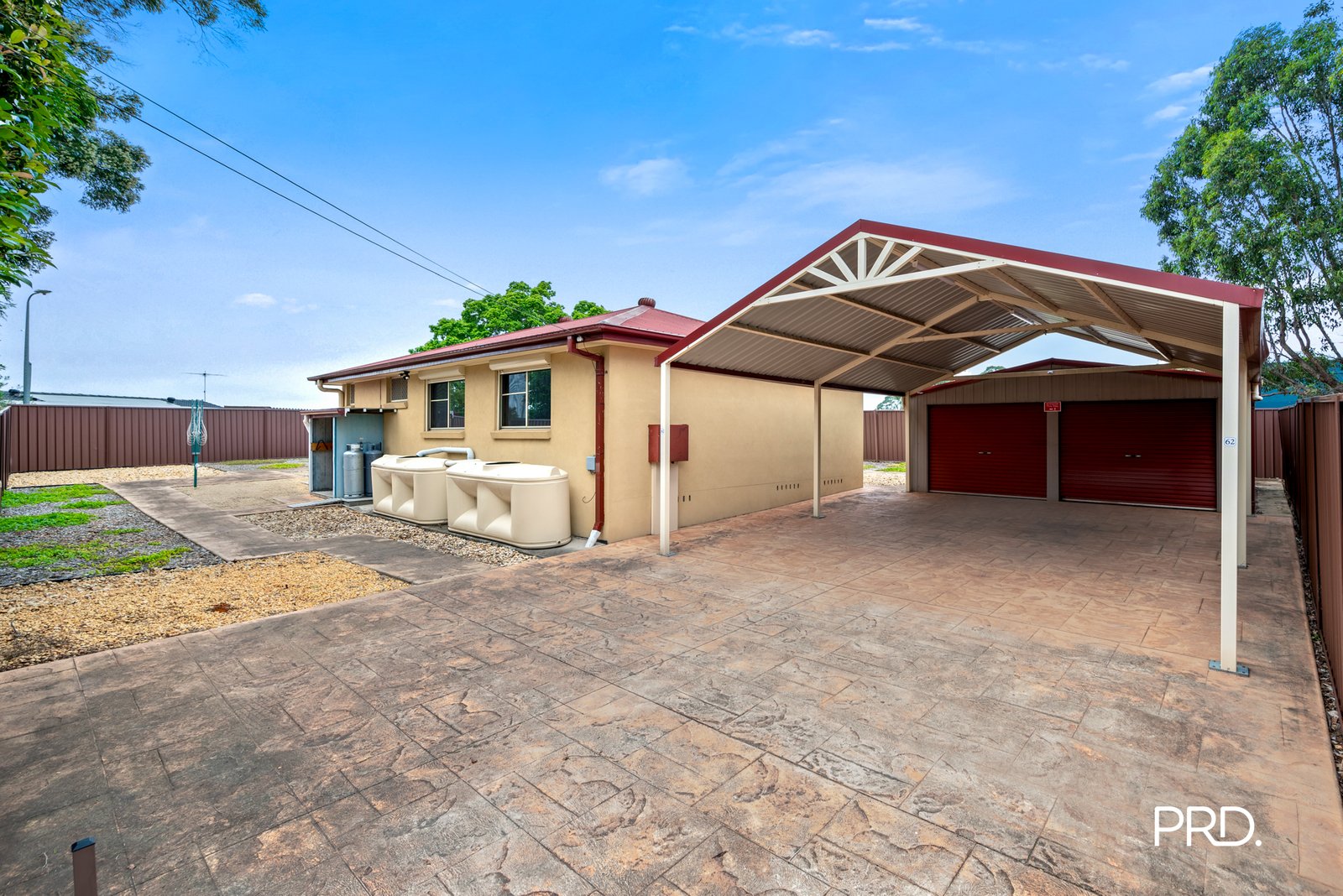 62 Grange Crescent CAMBRIDGE GARDENS 12