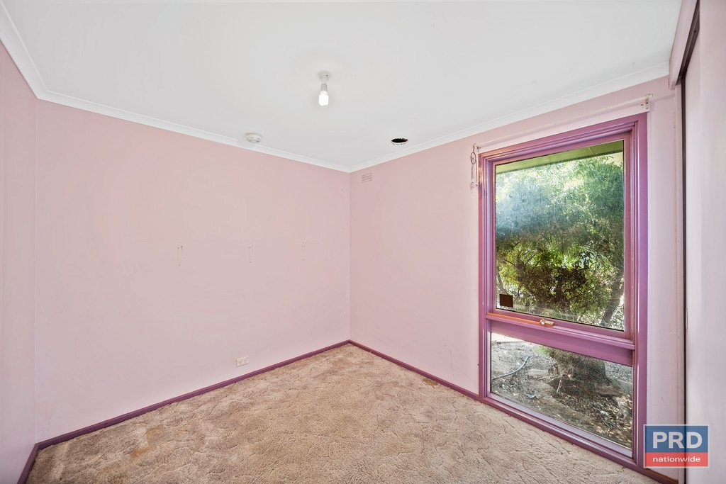 62 Happy Valley Road LONG GULLY 6