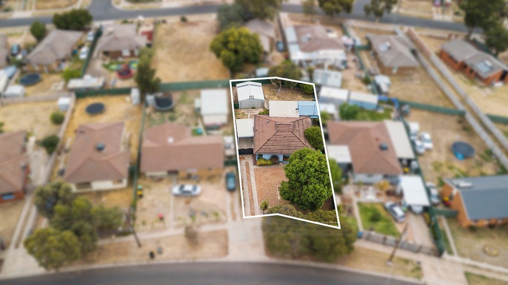 62 Happy Valley Road LONG GULLY 11
