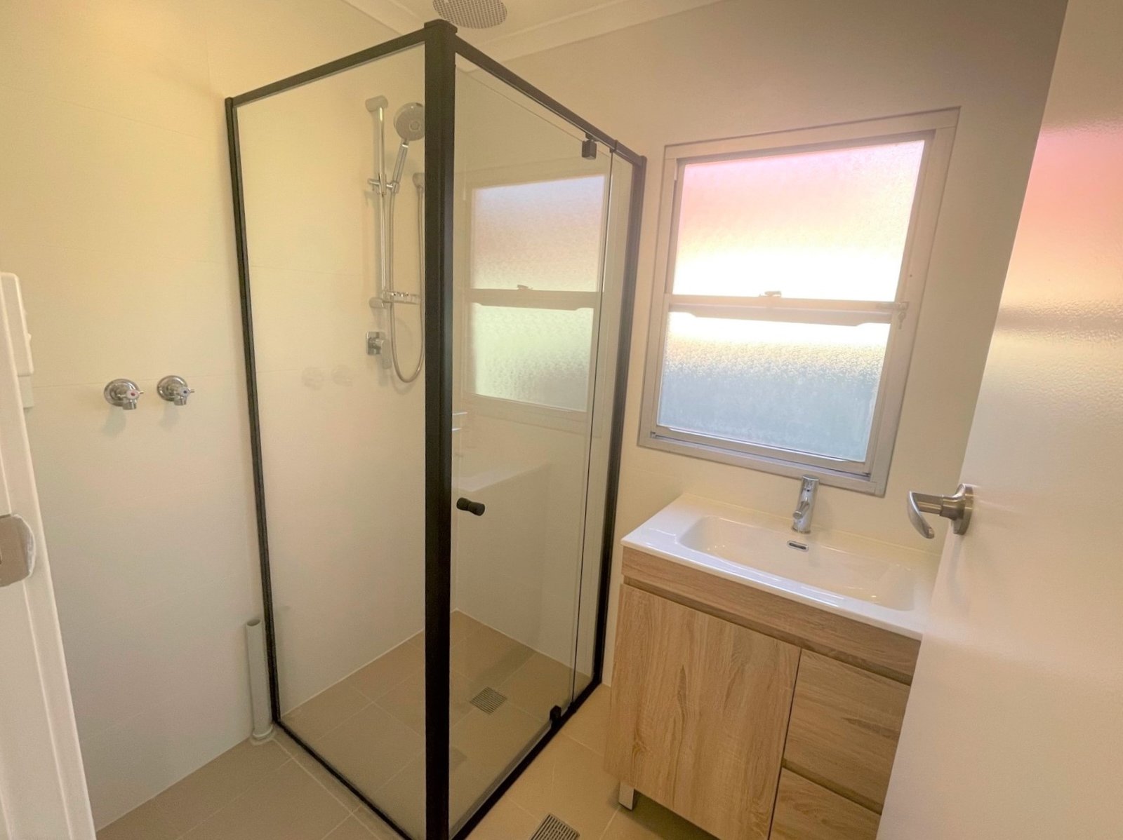 62 Harslett Crescent BEVERLEY PARK 4