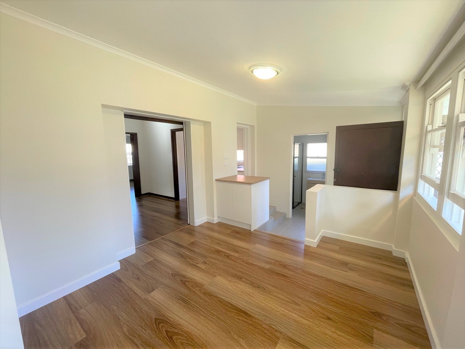 62 Harslett Crescent BEVERLEY PARK 9