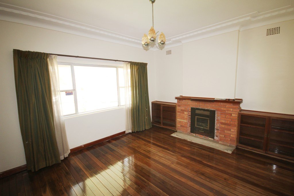 62 Harslett Crescent BEVERLEY PARK 4