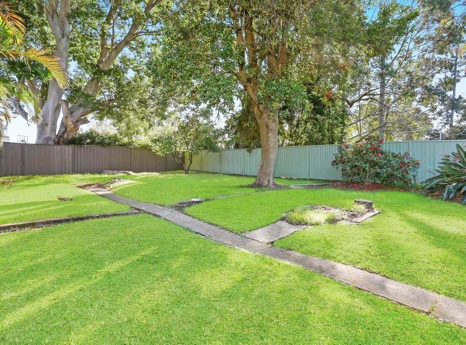 62 Harslett Crescent BEVERLEY PARK 9