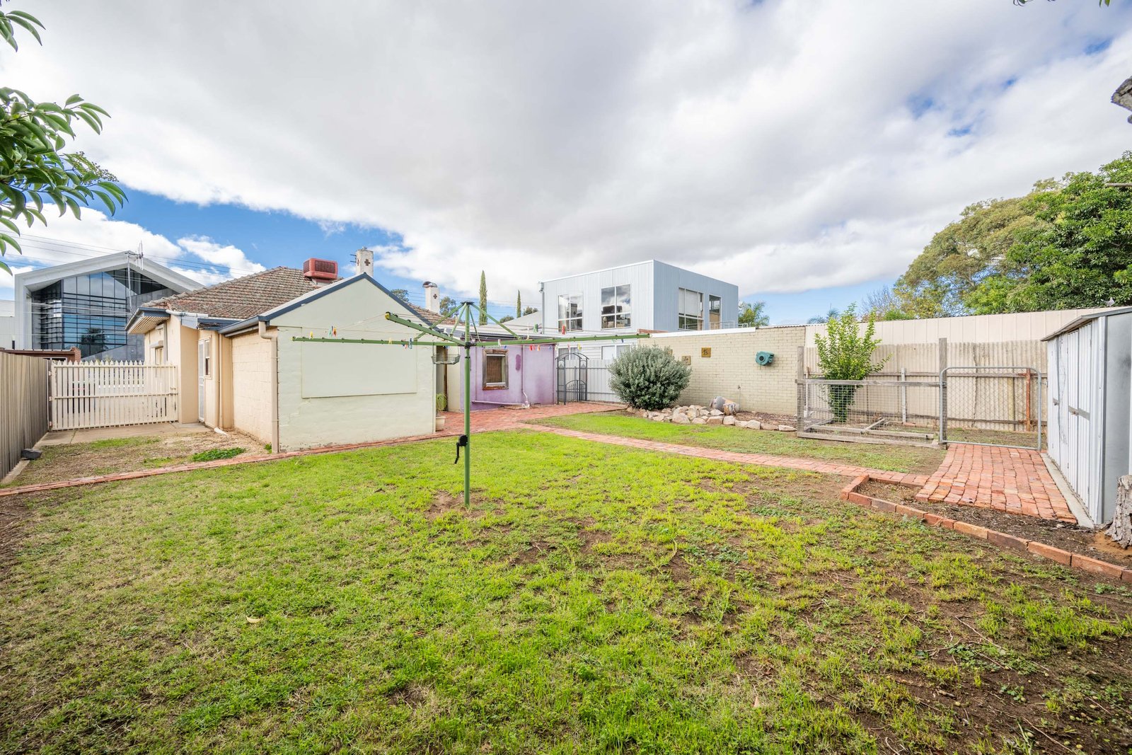 62 Hawdon Street SHEPPARTON 16
